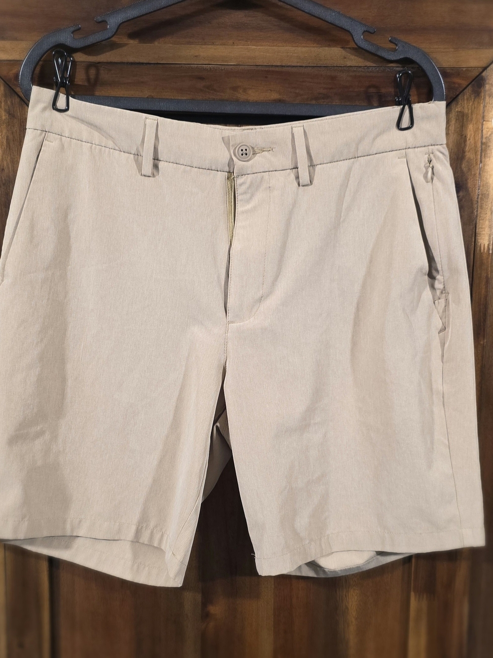 Old Navy Men's Flat Front Casual Shorts in Tan